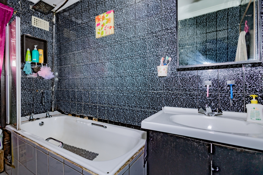 2 Bedroom Property for Sale in Connaught Estate Western Cape